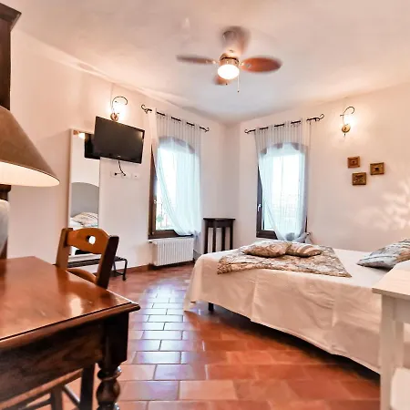 Mini-hôtel Acervum *